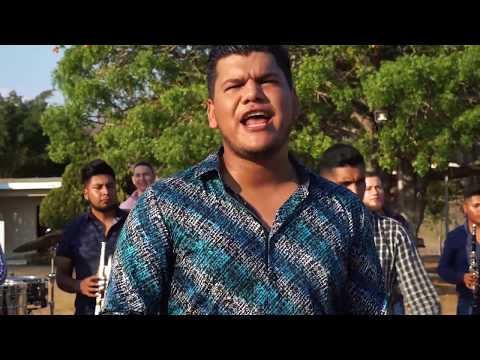 La Super Corona de Rafa Becerra - La Cama de Piedra