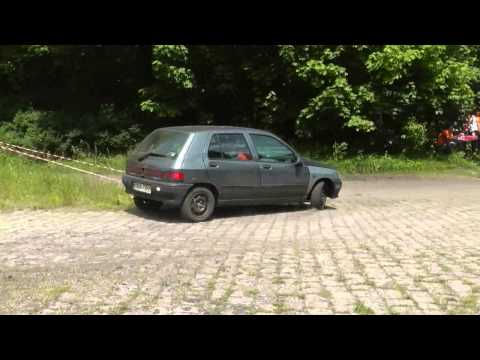 KJS Uzdrowiskowe Ściganie 2013 - Waldemar Kołodziej  oraz  Michał Mikołajczak - Renault Clio