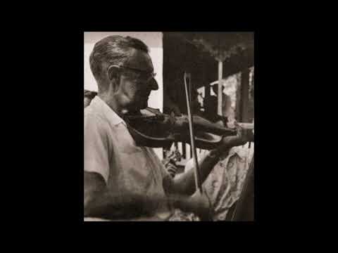 John Ashby fiddles Hornpipe in A (Galax contest)