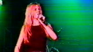 Mandy Moore Lock Me In Your Heart Concert2