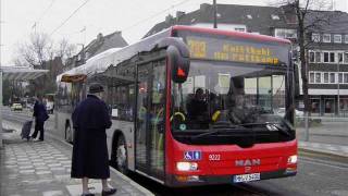 preview picture of video '[Sound] Bus MAN NL 283 (MH-V 5400) der Fa Vehar Linienverkehr, Mülheim (Ruhr)'
