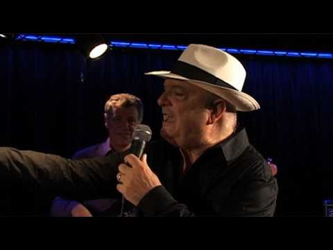 French Latino - Clip Guarda la Esperanza