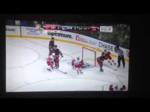 Red Wings Hunt Pucks & Swarm = Tying Goal