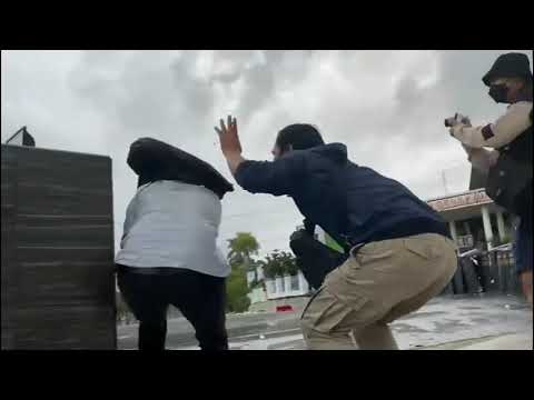 Aksi Mahasiswa Bengkulu Tolak Kenaikan BBM