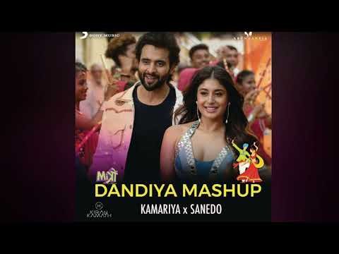 Mitron Dandiya Mashup Navratri 🎧| #navratri #masti #mashup #mitron #viralvideo #video