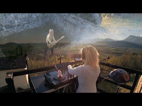 Lysa Chain | Castle of Toppo | Italy