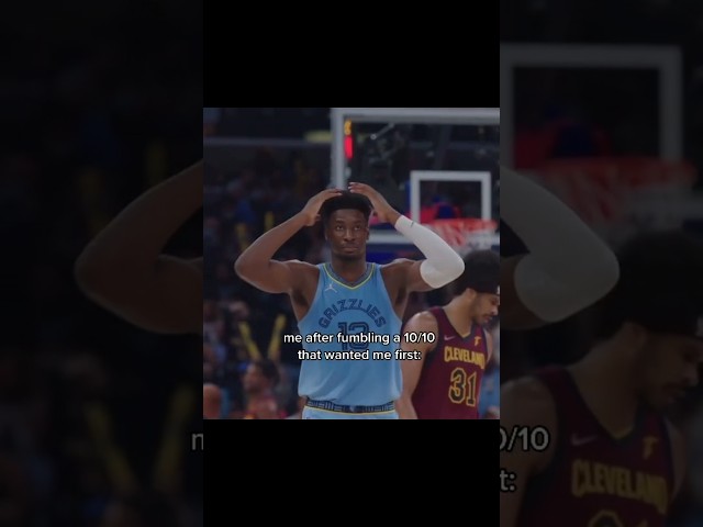 Vídeo relacionado con Frank Fumble Does Sports Day: The Misadventures of Frank Fumble