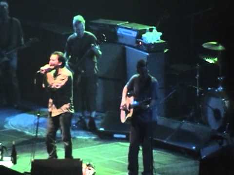 Pearl Jam - 2004-10-03 Grand Rapids, MI (Full Concert)