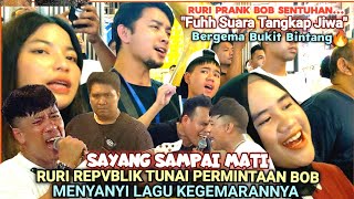 Download lagu 🔥RURI Tak Tolak Permintaan BOB, Petik Jer Gitar🎸 RURI Dah Tahu Lagu Apa Yang Bob Suruh Dia Nyanyi... mp3 Download lagu 🔥RURI Tak Tolak Permintaan BOB, Petik Jer Gitar🎸 RURI Dah Tahu Lagu Apa Yang Bob Suruh Dia Nyanyi... mp3