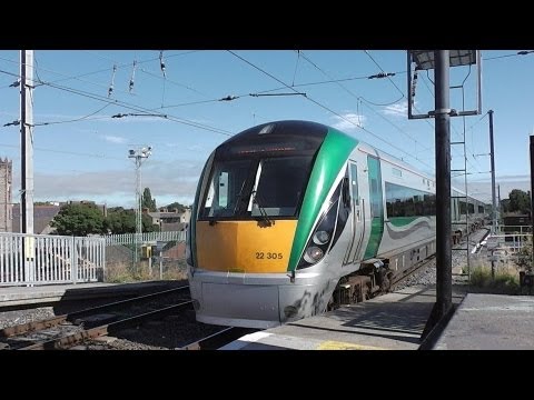 22000 Class Intercity Train number 22305 - Clontarf Road Station