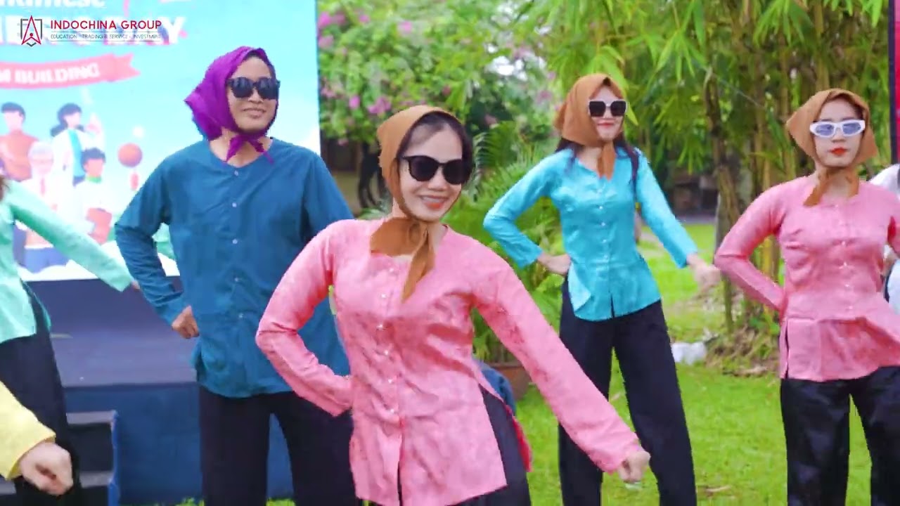 team-building-gala-chao-mung-ngay-nha-giao-viet-nam-2022