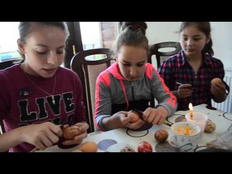 Cum se impestresc ouale la Rosia