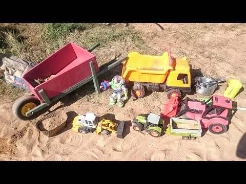 HOW TO MAKE EASY CEMENT MIXTURE with CHILD construction TOYS. Video-tutorial