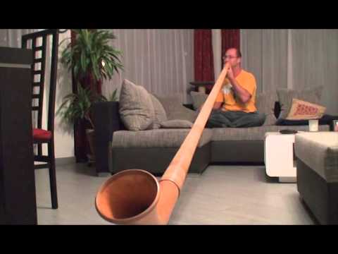 Eric Marclay - 60 secondes Didgeridoo challenge