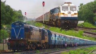 preview picture of video 'Swatantrata Senani Express Meets Darbhanga-Pune Express at Full Speed'