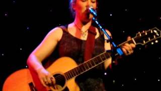 Dar Williams - THE TIDE FALLS AWAY - live in concert from Teaneck, NJ