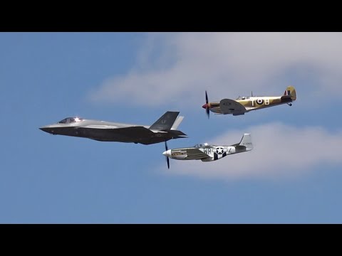 F-35 USAF Heritage Flight P-51D Mustang Supermarine Spitfire Flyby RIAT 2018 RAF Fairford AirShow
