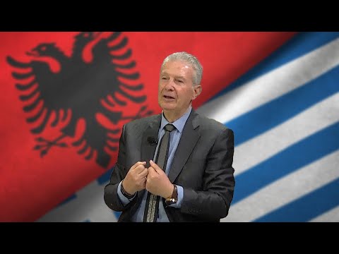 Shqiptar apo grek? Spikeri Dhimitër Gjoka nga Himara habit me përgjigjen! | Dekalog