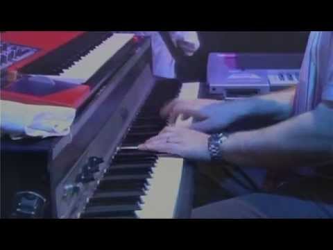 MARCUS MILLER | Live at JVC Jazz Festival in Tokyo (Japan, 2004)