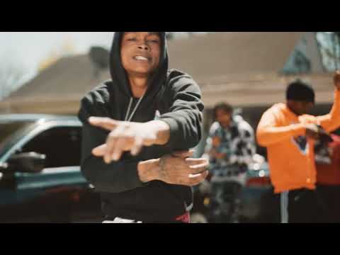 Gino2x ft. Luh Smurf - Wait (Official Music Video)