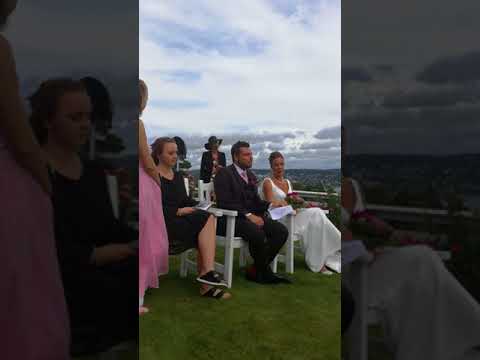 "Fordi eg elska de". Solgunn Ivana Valstad.