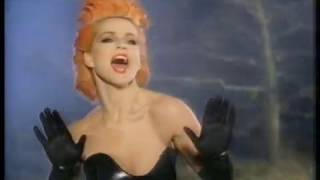 Toyah - Don&#39;t Fall In Love