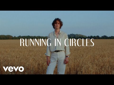 FIL BO RIVA - Running in Circles (Official Video)