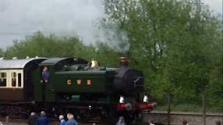 preview picture of video 'Didcot Railway Centre GWR 175 Main Gala Part 2'
