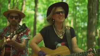Lynne Hanson | Hearts Fade LIVE and unplugged