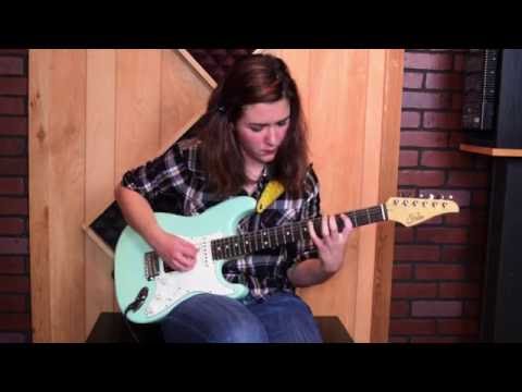 Chelsea Constable - Signature Tone Series - "Cliffs of Dover" intro lesson