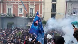 tragedia-sull-a30-lacrime-e-palloncini-bianchi-per-l-ultimo-saluto-a-rosario