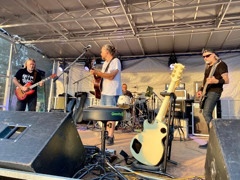 Hubomel - Hubomel  -   Blackout na Černým mostě