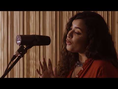 Song Circles: Live Lounge - Nysza performing 'Patterns'