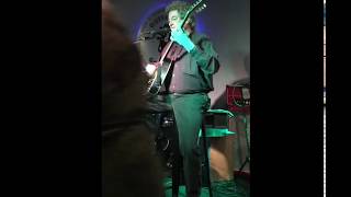 Scott Whitfield performing &quot;West Texas Highway&quot;