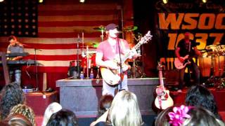 Jerrod Nieman live at Coyote Joes in Charlotte, NC part 1 of 7