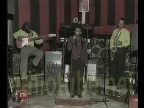 ትንሹ ጥላሁን ገሰሰ (አብነት ግርማ)