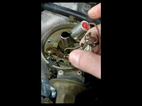 Installing Electronic Ignition in a Ford 289 or 302 - #shorts