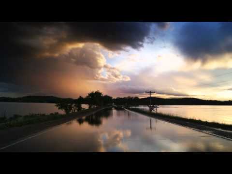 Tiesto vs. Umek - Surrounded By Slap (Gabriel & Dresden Mashup)