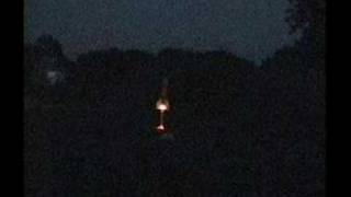 preview picture of video 'night flight of LED illuminated water rocket'