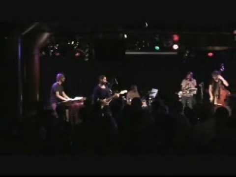 Belle Ville - Tout c'qui s'passe (live @ Club OST - Wien, 11.11.2009)