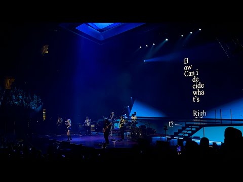 Paramore Performs “Decode” LIVE at Amway Center 6.13.23 Orlando, FL