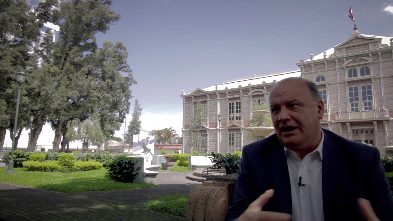 rodolfo piza sobre i