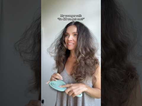 Anyone else want a perm growing up? #wavycurly #curlcare #wavyhairtips #curltips #naturallywavy