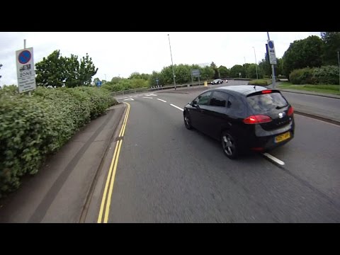 KD57AVF - MGIF Before Roundabout