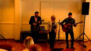 Dei Tri akustisk 1. mai