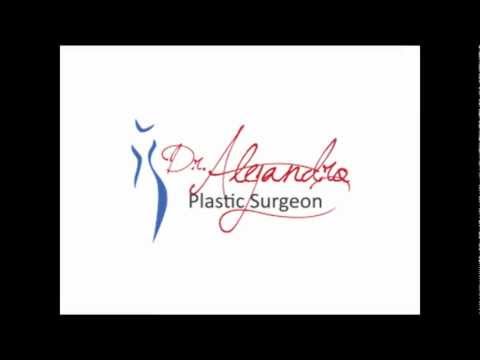 Dr. Alejandro Mora - Mamoplastia (Antes y Después)