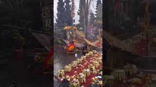 Download lagu Angin Kencang Saat Upacara Meperani Nyineb di Pura Batur Kintamani mp3 Download lagu Angin Kencang Saat Upacara Meperani Nyineb di Pura Batur Kintamani mp3