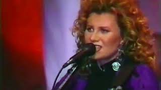 Margaret Becker - Simple House (Live in Front Row 1990)SD