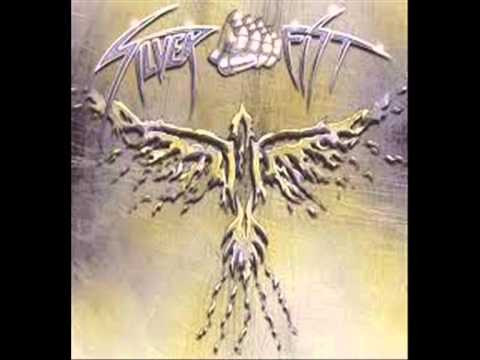 Ave Fénix - Silver Fist
