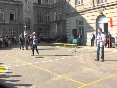 Kokot & Pasteż - 01. Efektownie (rozpoczęcie roku ZSEEiM)